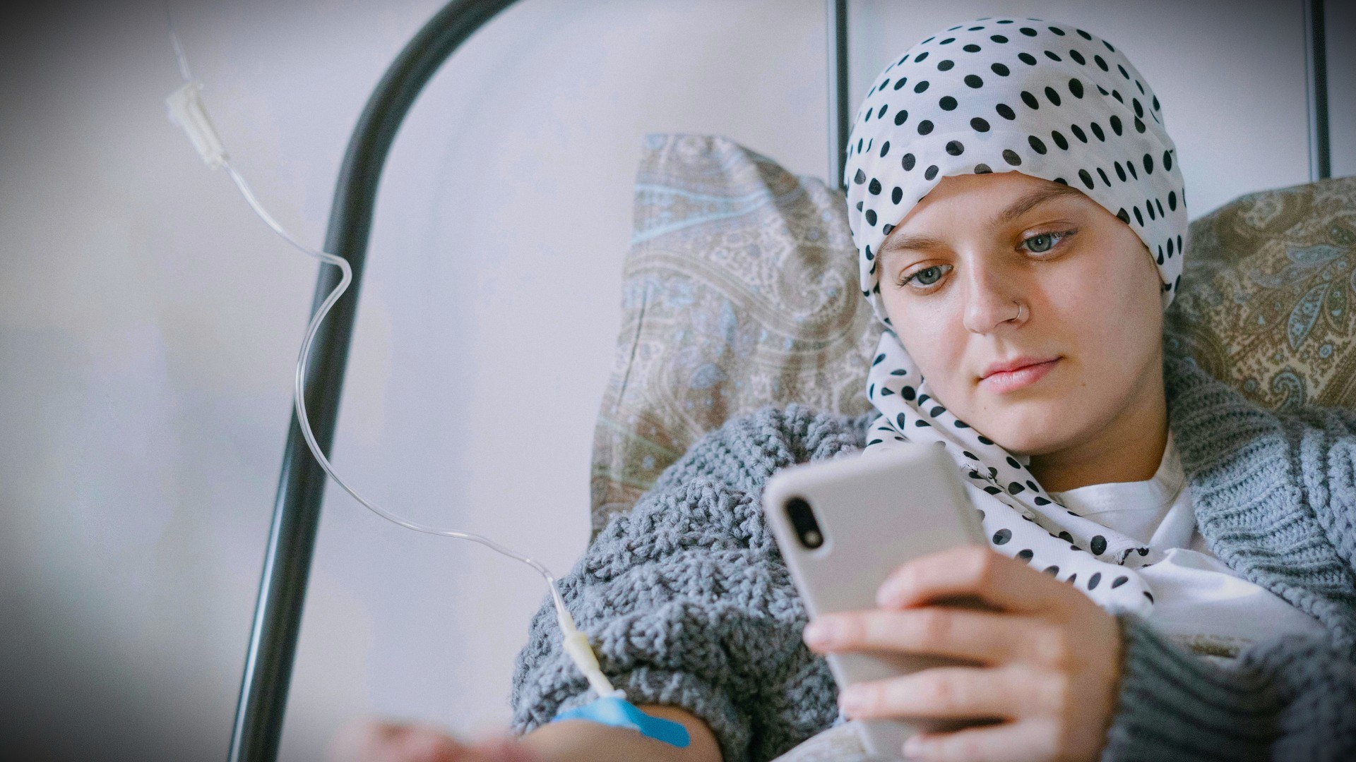 Publicis reforça programa global "Working With Cancer" com tecnologia de IA