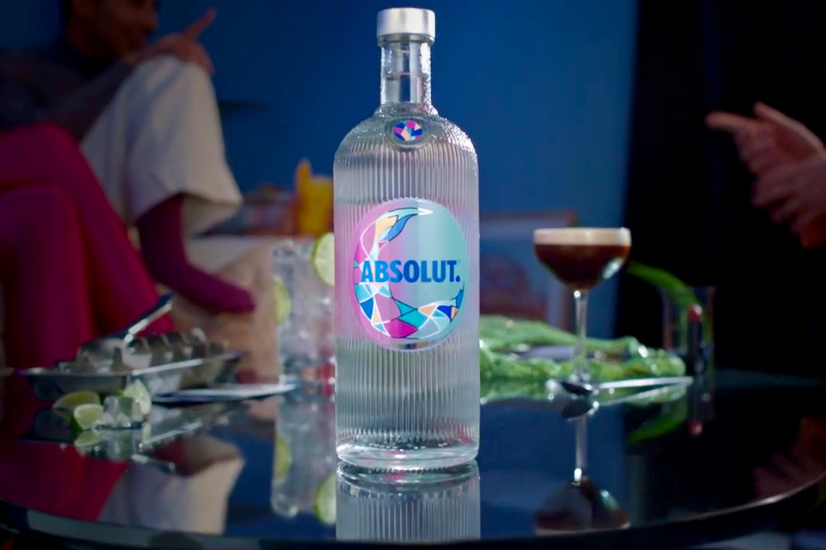 Absolut lança edição limitada com Olly Alexander