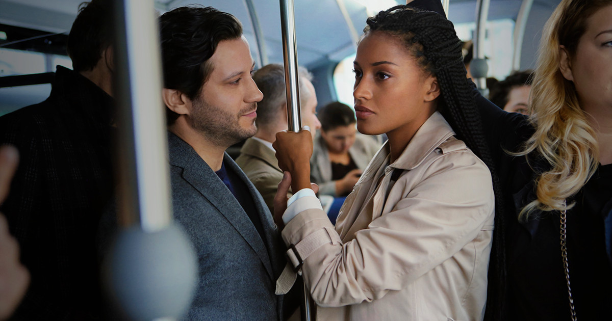 “A culpa nunca é tua”: L’Oréal Paris relança campanha contra assédio em espaços públicos