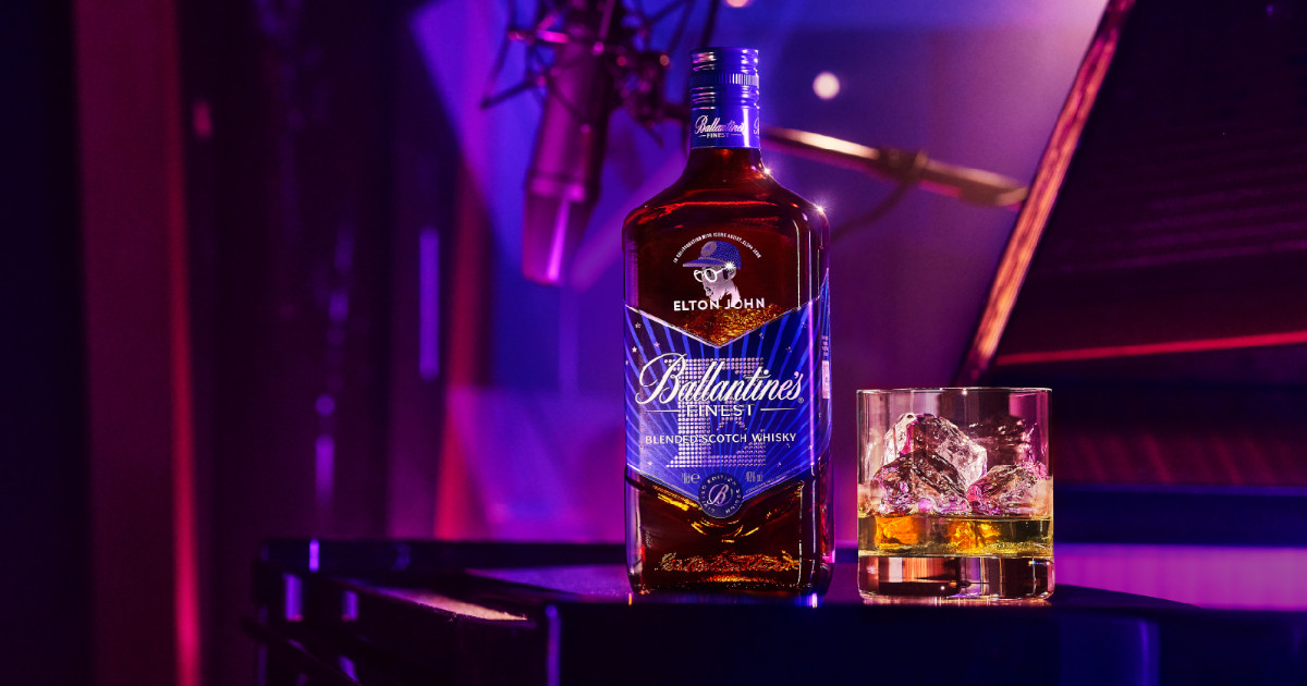 Ballantine&#39;s lança edição limitada dedicada a Elton John. Ora veja