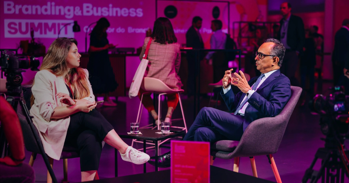 “The Branding &amp; Business Summit Backstage”: a nova série do Brands Channel onde as conversas continuam depois do palco