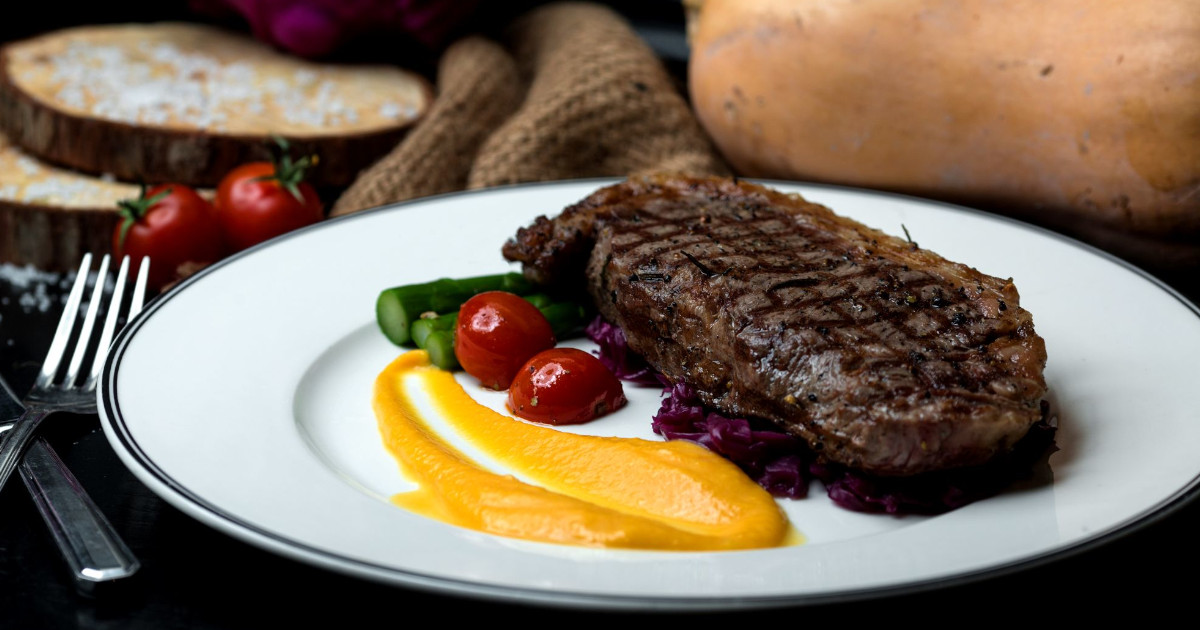 Bife é a refeição preferida dos portugueses. Seguem-se pizza, sushi e esparguete