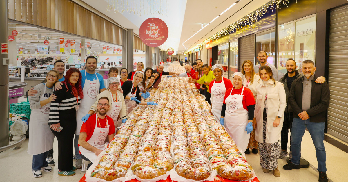 Auchan e Cruz Vermelha Portuguesa unem-se para criar o maior Bolo Rei do país