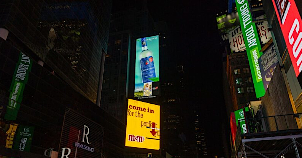 Casal Garcia leva “Alegria” a... Times Square