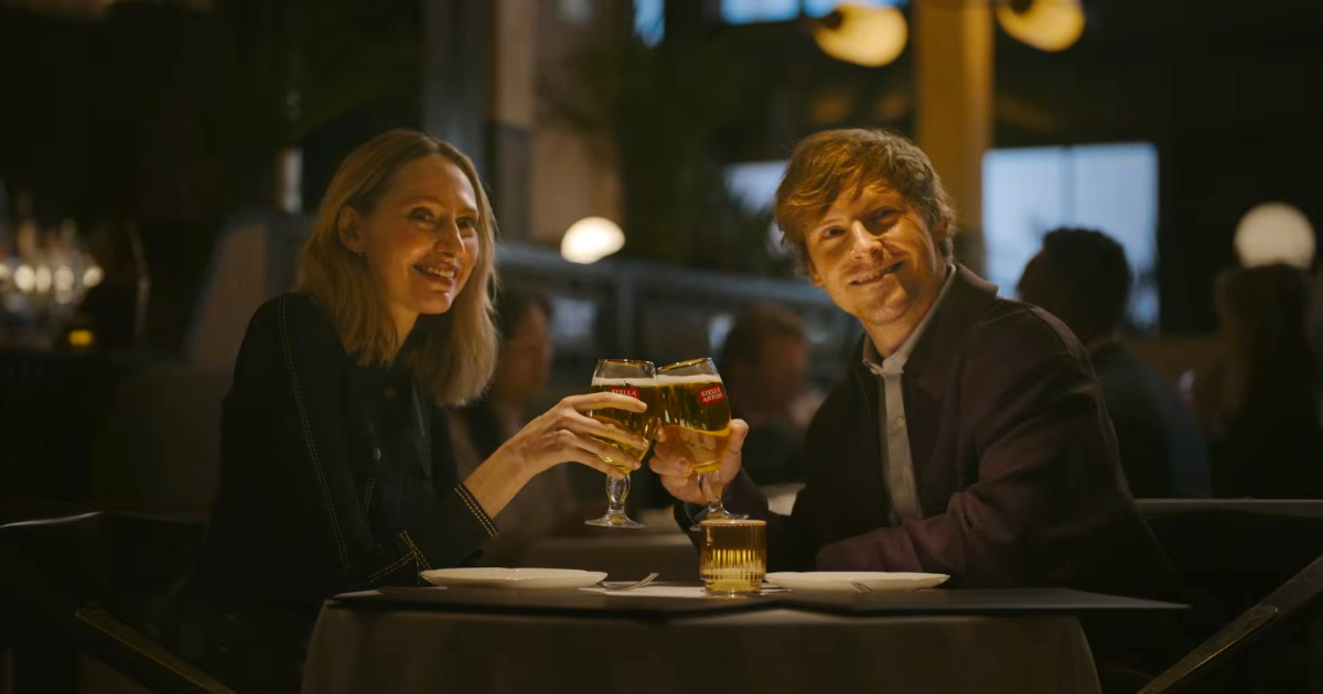 AB InBev celebra a cerveja enquanto categoria na nova campanha global “Cheers to Beer”