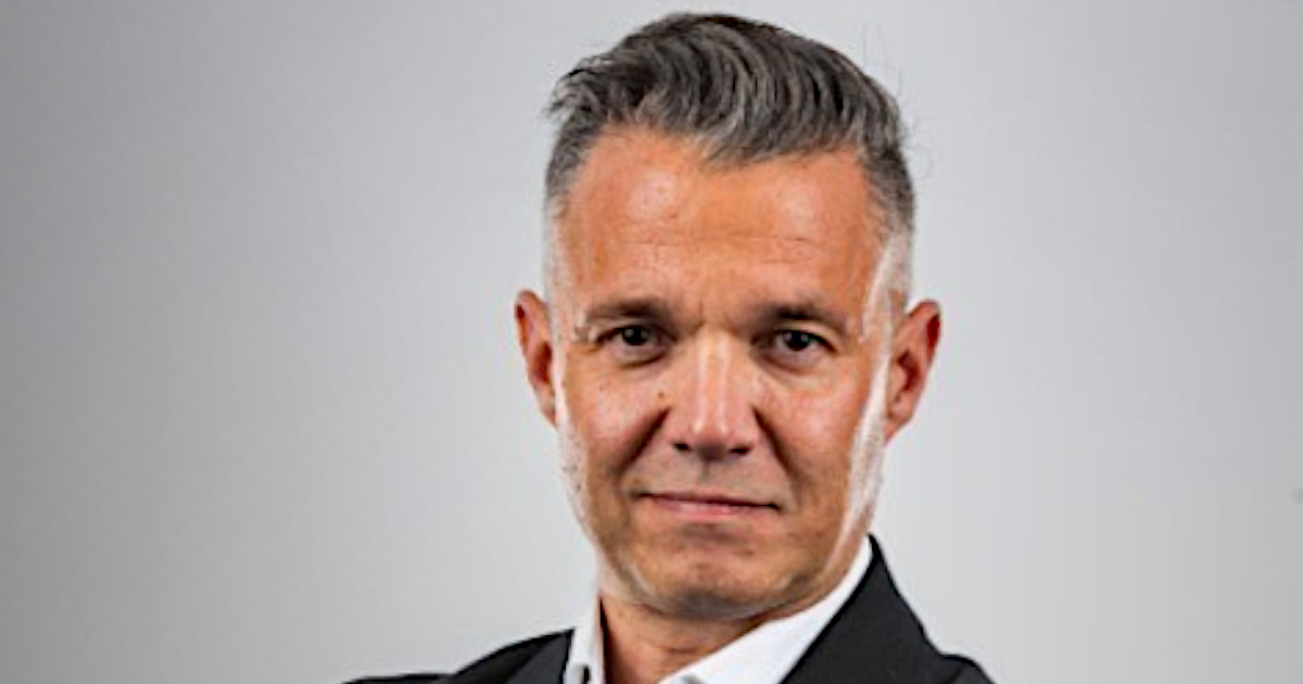 Piloto de corridas conquista o mercado imobiliário de luxo em Portugal. Conheça a história