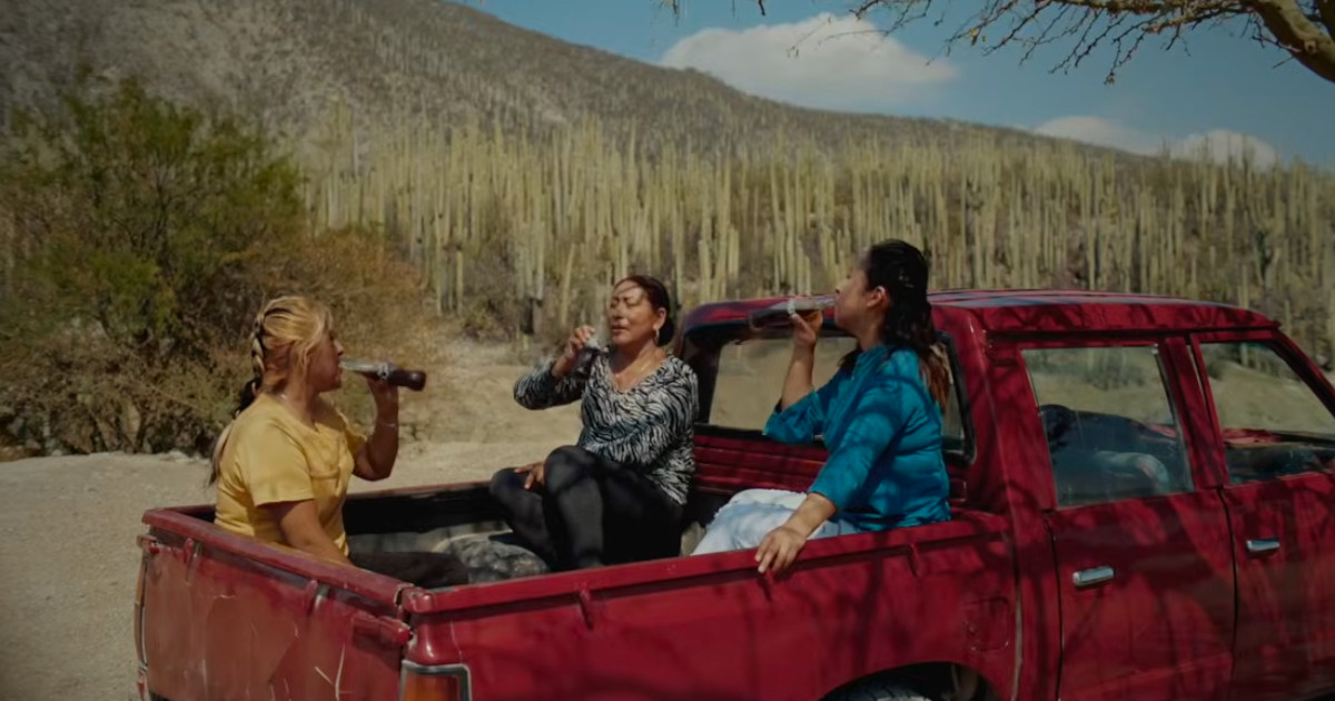 Os guardiões da “última Coca Cola no deserto” ganham destaque em nova campanha