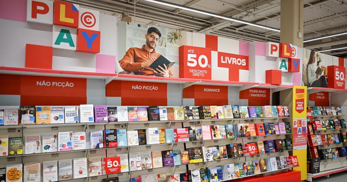 À procura de leitura para as férias? O Continente tem 30 mil livros em promoção no Mercado do Livro