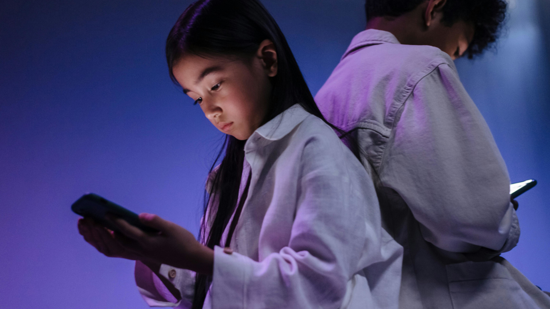 85% das crianças e jovens entre os 9 e os 17 anos utilizam a IA generativa