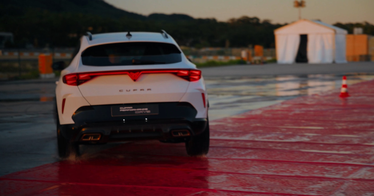CUPRA leva experiências de condução ao Circuito do Estoril a 24 de outubro