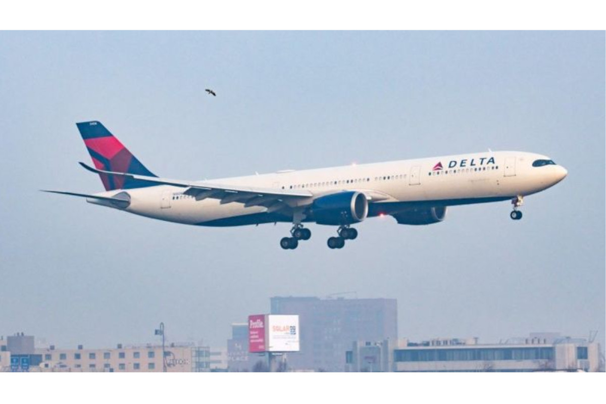 Delta Airlines vai penalizar trabalhadores não vacinados
