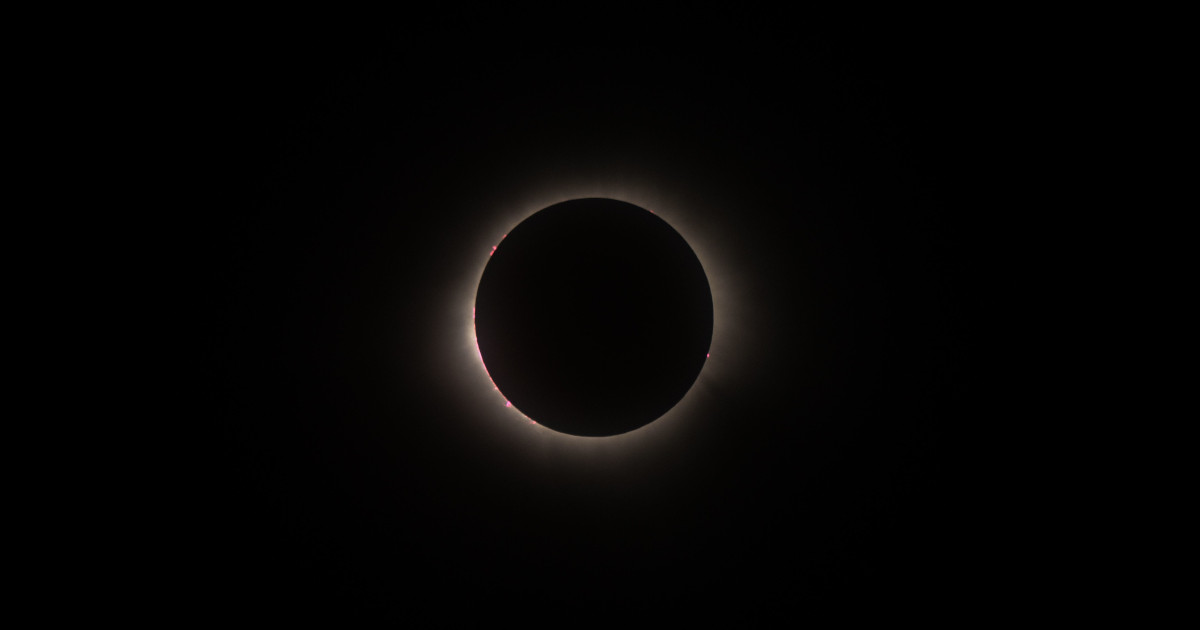 Eclipse à vista: Guia Repsol distribui óculos certificados em Lisboa e no Porto