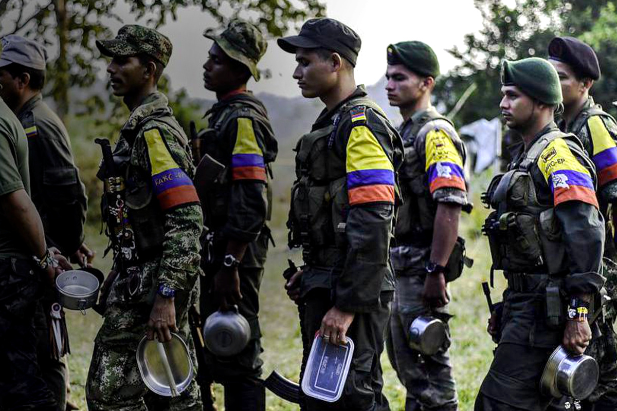 A história do criativo que fez com que as forças paramilitares da Colômbia baixassem as armas