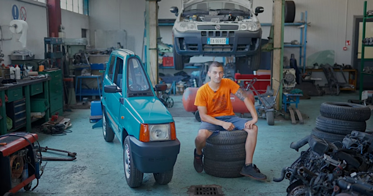 Este Fiat Panda tem 50 cm de largura e quer bater recorde mundial