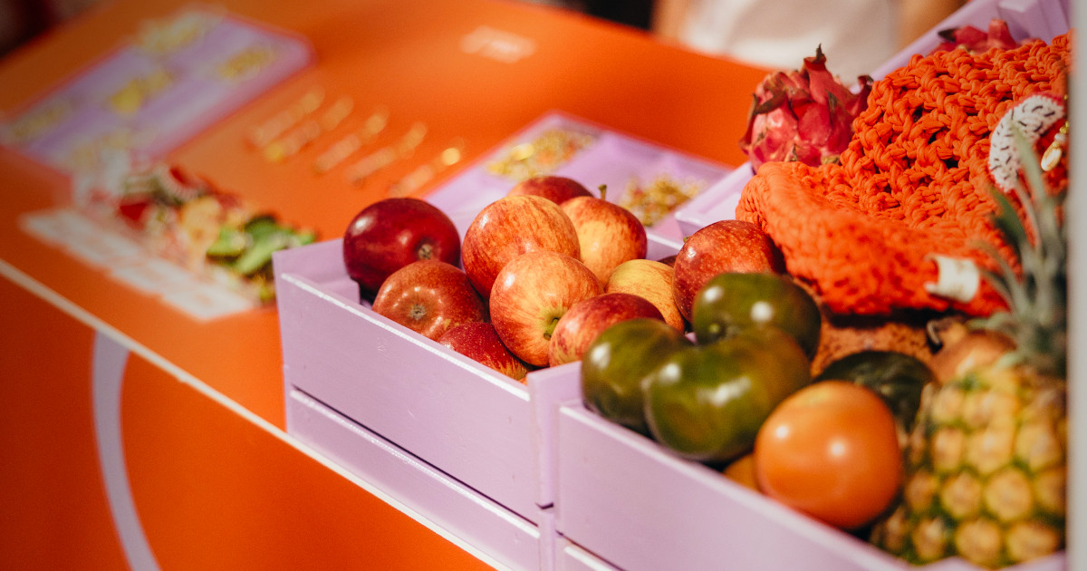 Perfumes &amp; Companhia transforma aniversário numa ação solidária com a Refood