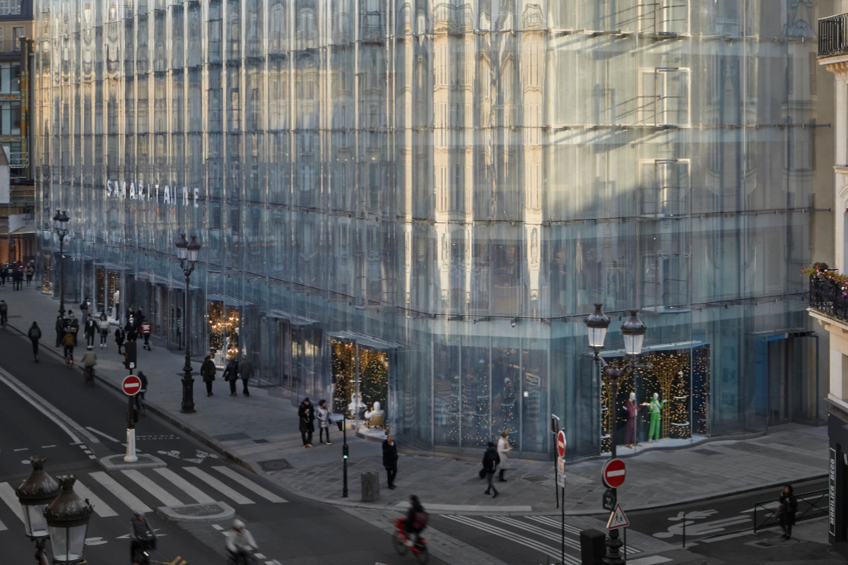 Guerlain abre nova sede em Paris