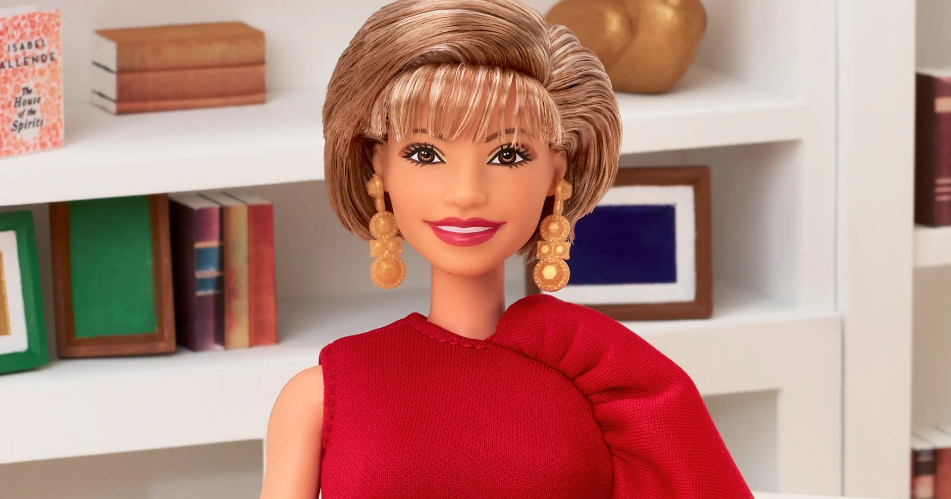 A escritora Isabel Allende vai ser transformada em Barbie