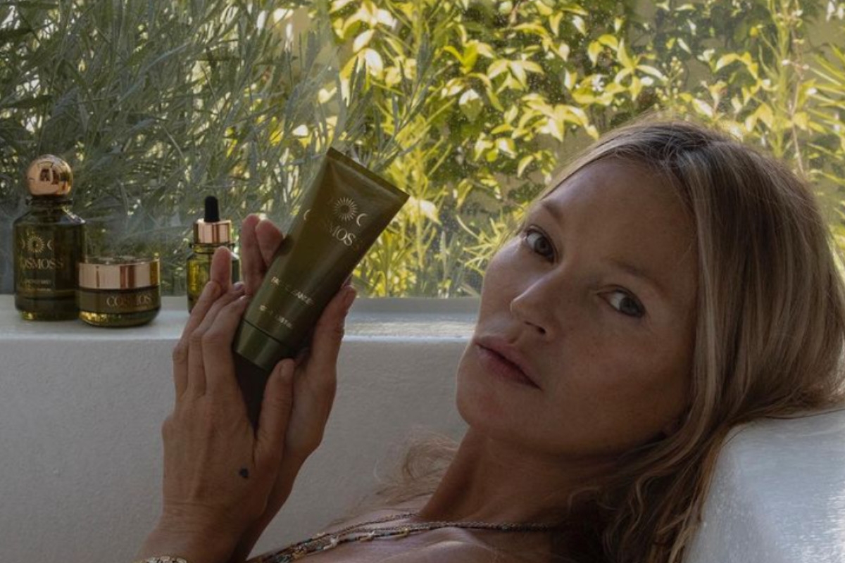 Kate Moss lança marca de cosmética com loja online