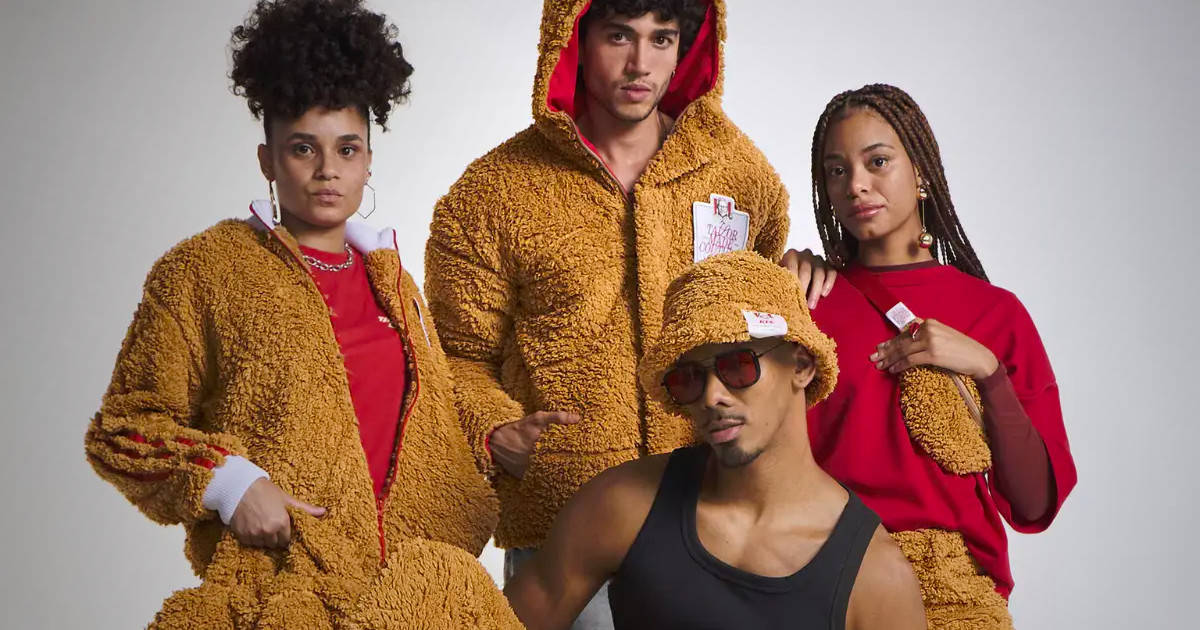 KFC lança coleção de roupa… que replica a textura do icónico frango frito