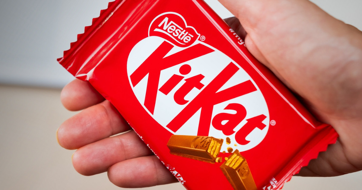 Nestlé transforma roubo de KitKats em oportunidade: resposta da marca torna-se viral