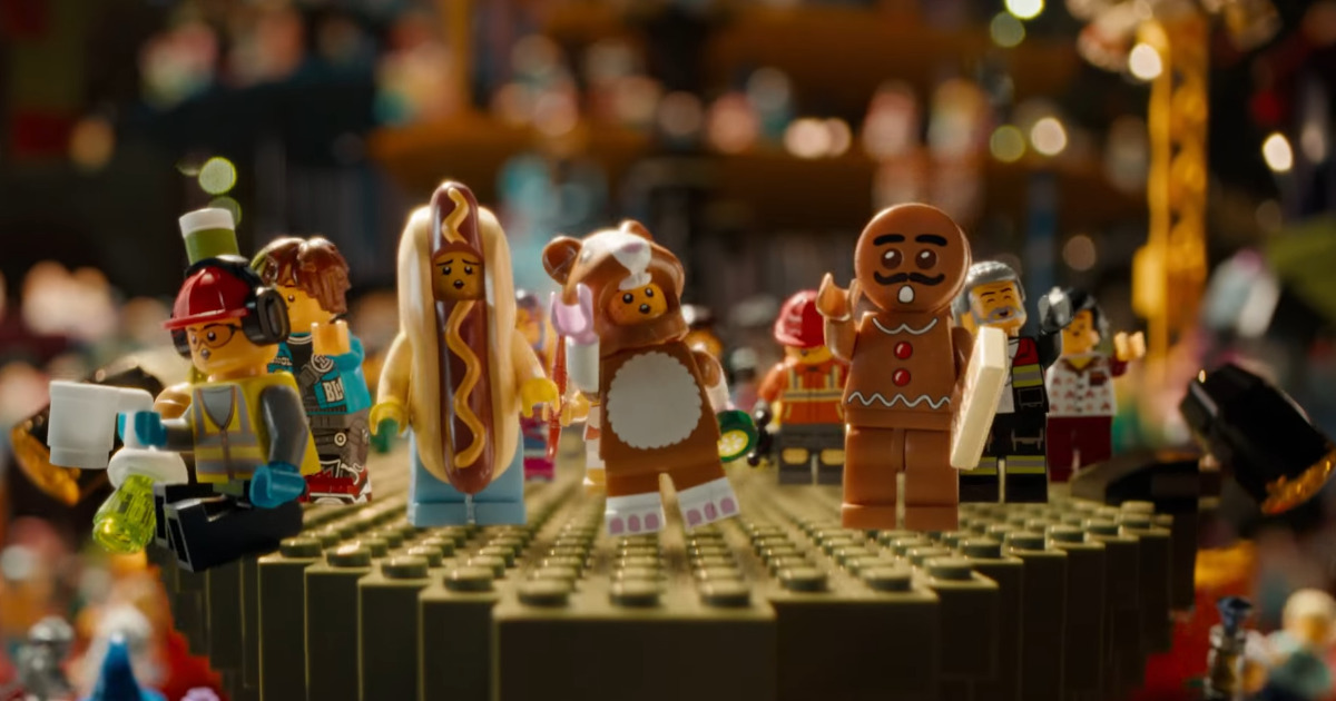 LEGO lança campanha de Natal que apela ao regresso à brincadeira em família