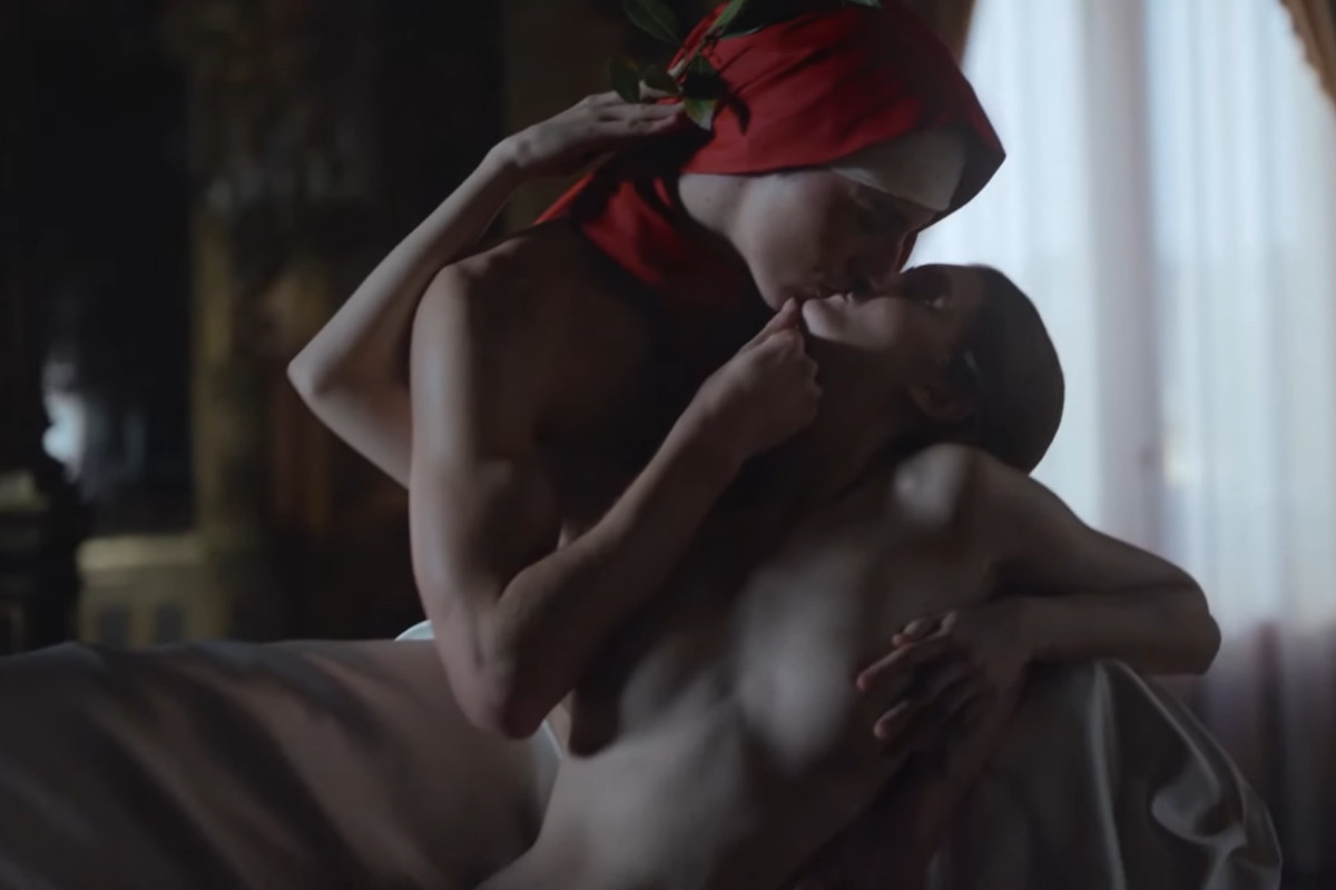O beijo entre Dante e a sua “musa”