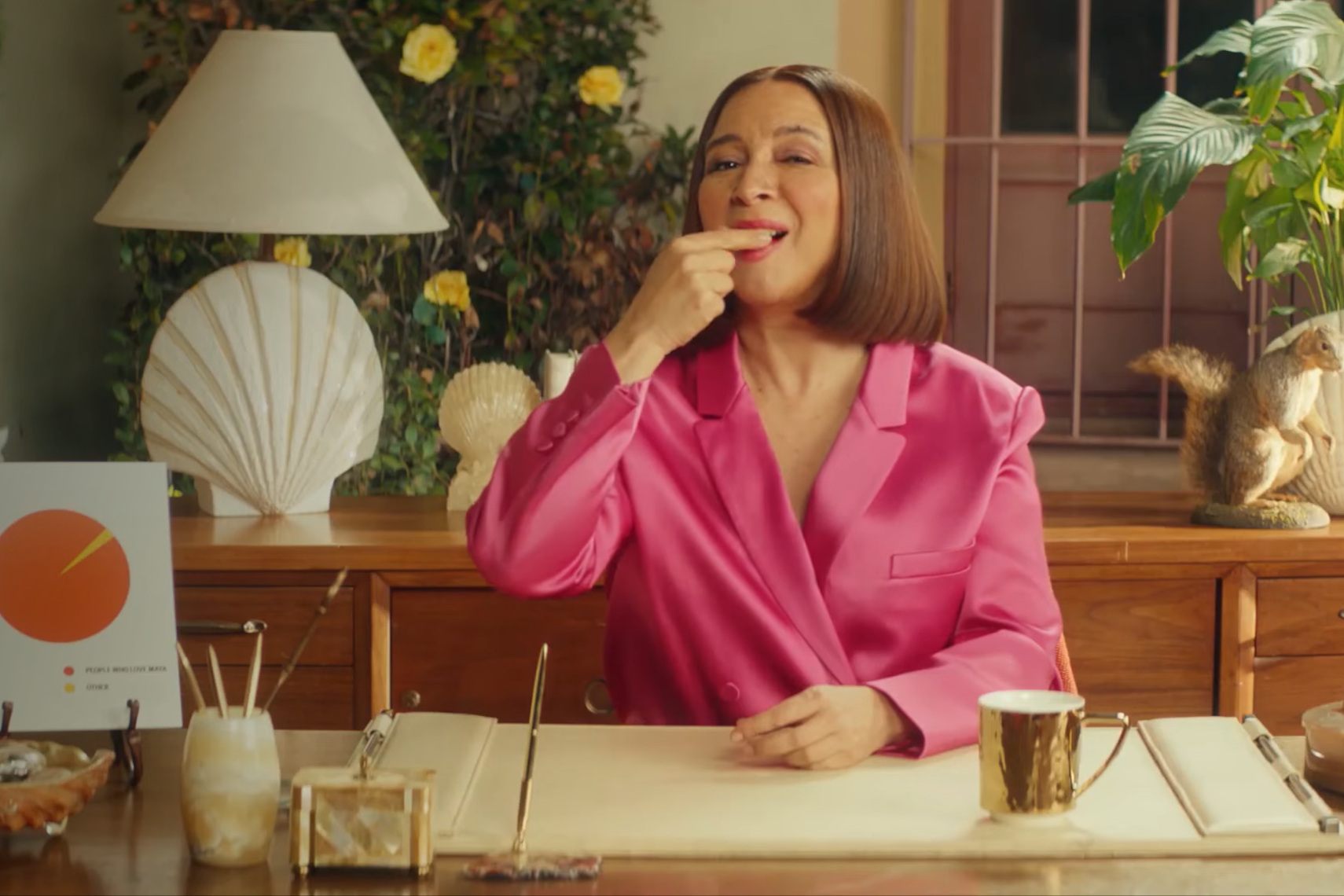 Após polémicas, M&M’s troca mascotes icónicas pela atriz Maya Rudolph
