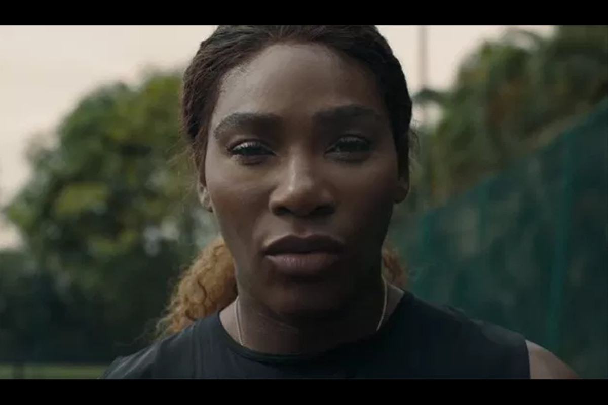 Serena Williams: símbolo de maternidade e resiliência 