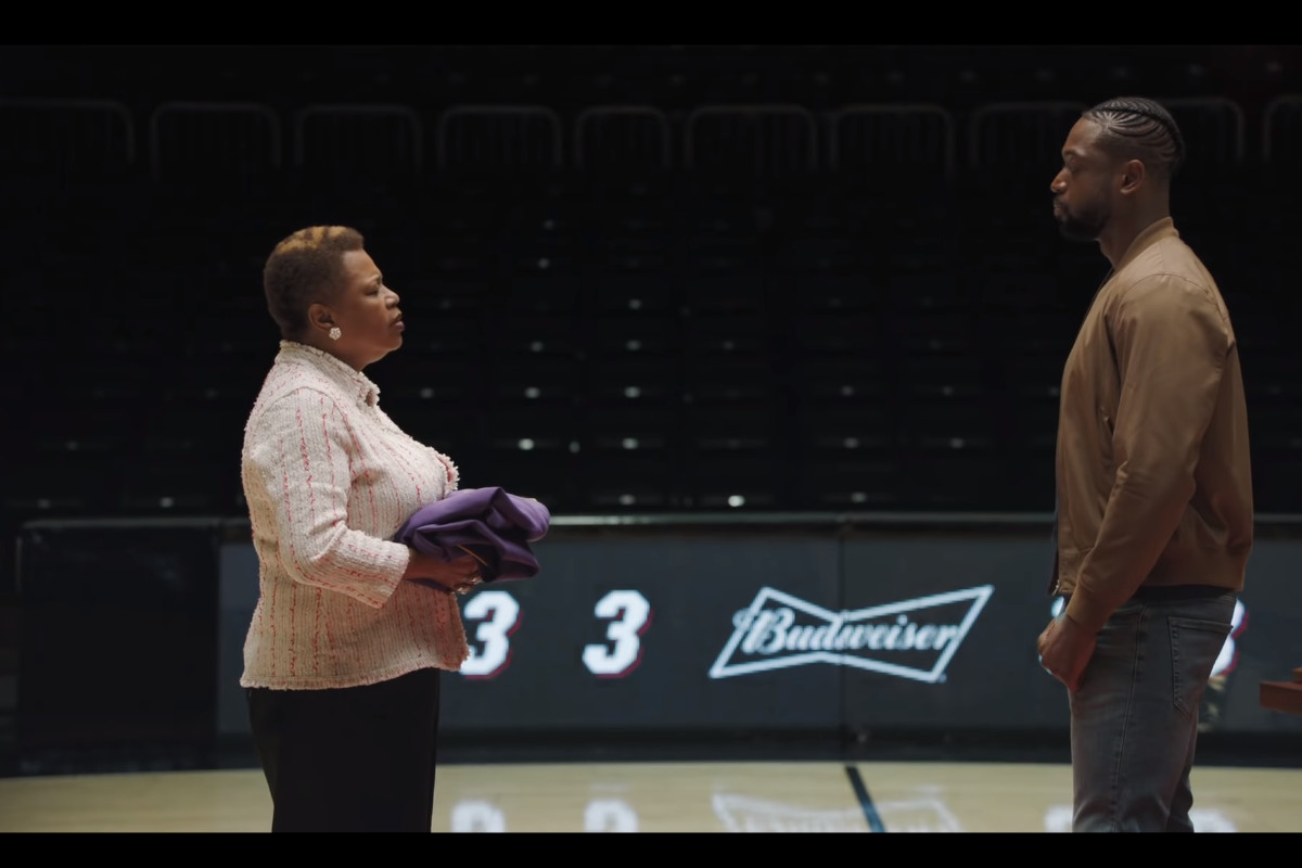 Dwyane Wade homenageado pela Budweiser