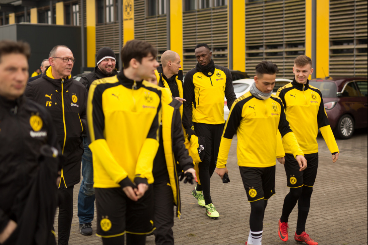 Usain Bolt treina com o Borussia Dortmund