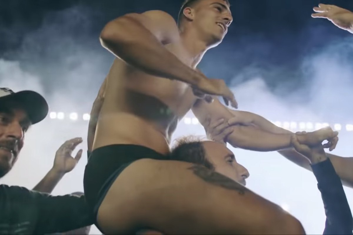 Putin irá assistir a manifestações de amor entre homens