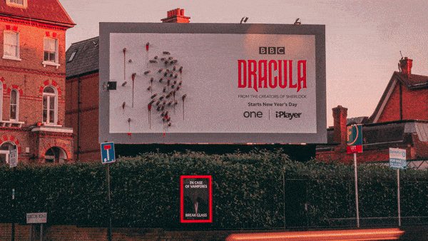 Outdoor da série Drácula só é visível à noite