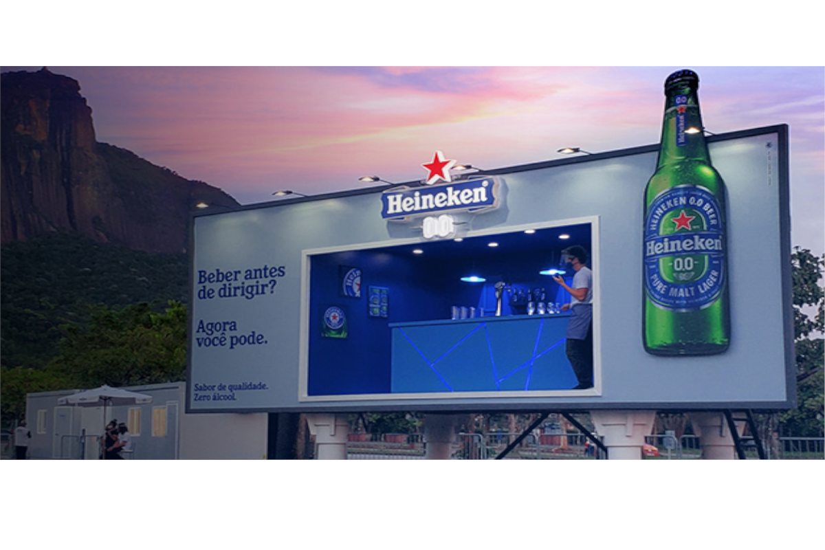 Heineken transforma outdoor num bar real