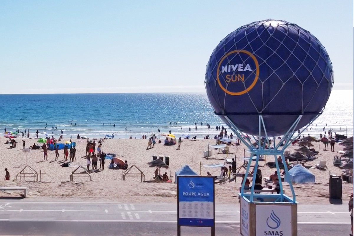 Bola da Nivea está de regresso à Costa da Caparica