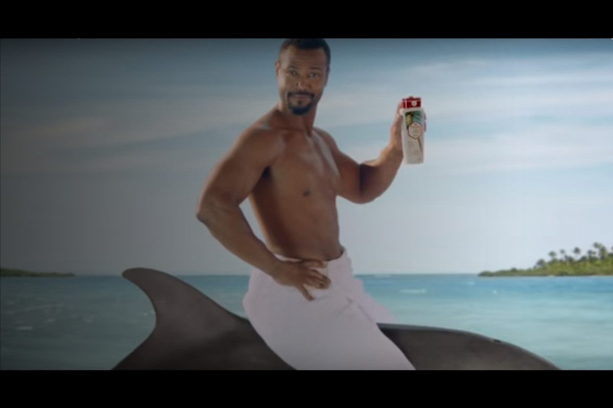 Uma década com o icónico &quot;tipo&quot; da Old Spice