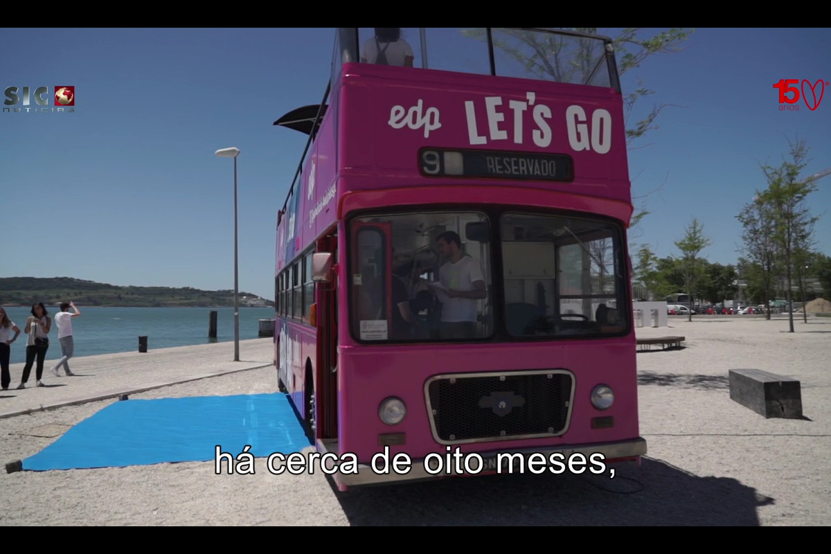 De autocarro em direção ao verão