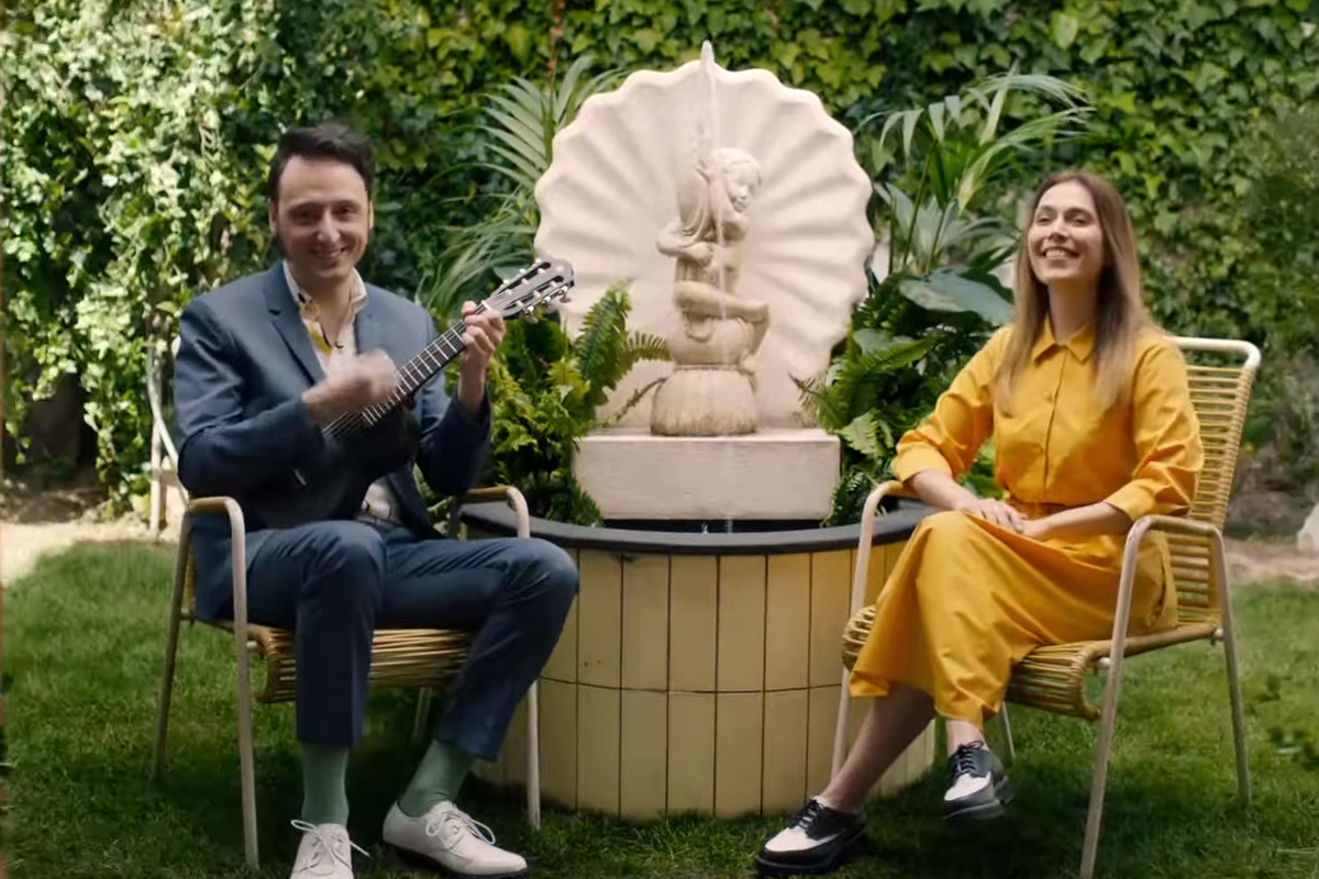 Ana Bacalhau e Samuel Úria na nova campanha da NOS