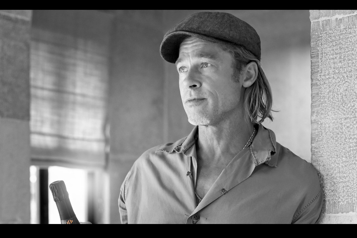 Brad Pitt lança champanhe próprio  