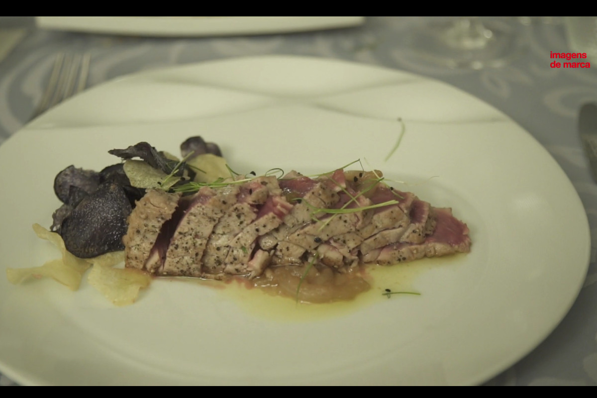 Um gourmet rural onde não faltam bruxas e contrabando