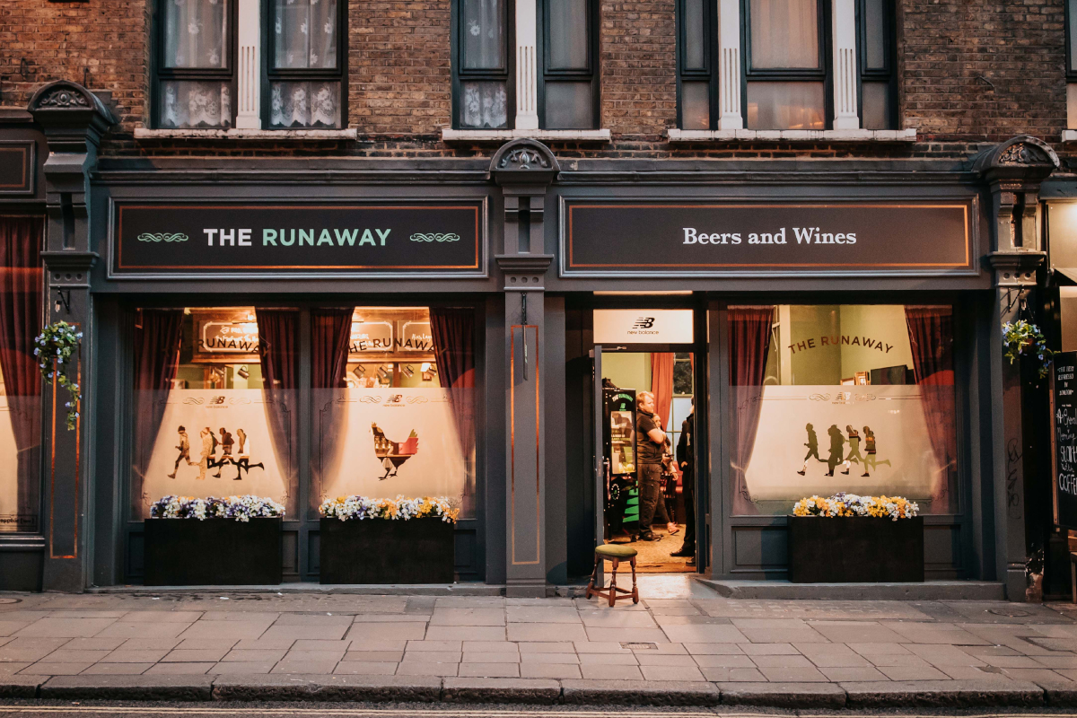 New Balance abriu um pub em Londres