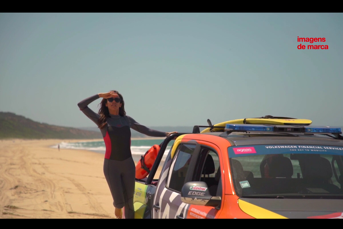 Filomena Cautela e Joana Schenker testam segurança nas praias
