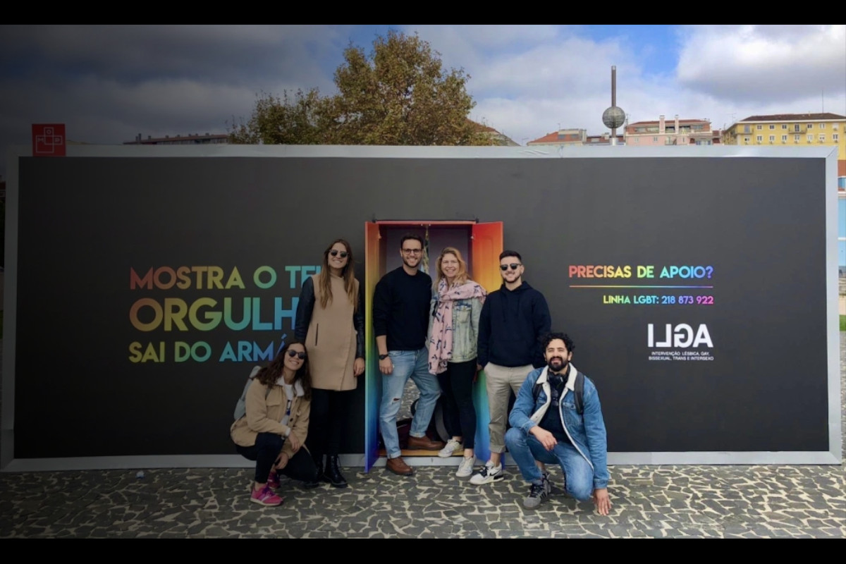 Outdoor “tira do armário” o público LGBTI+