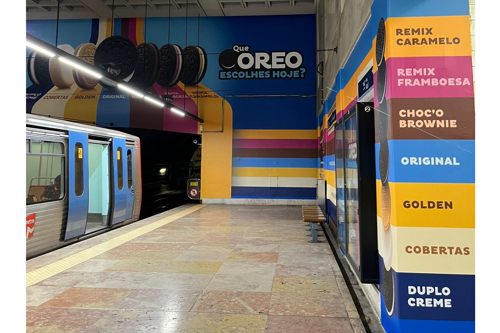 Nova campanha da Oreo apodera-se de estação de metro em Lisboa 