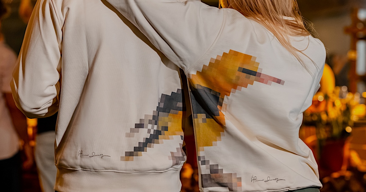 Descobrir a ave escondida? Papa Figos e DREWM levam o pixel ao streetwear
