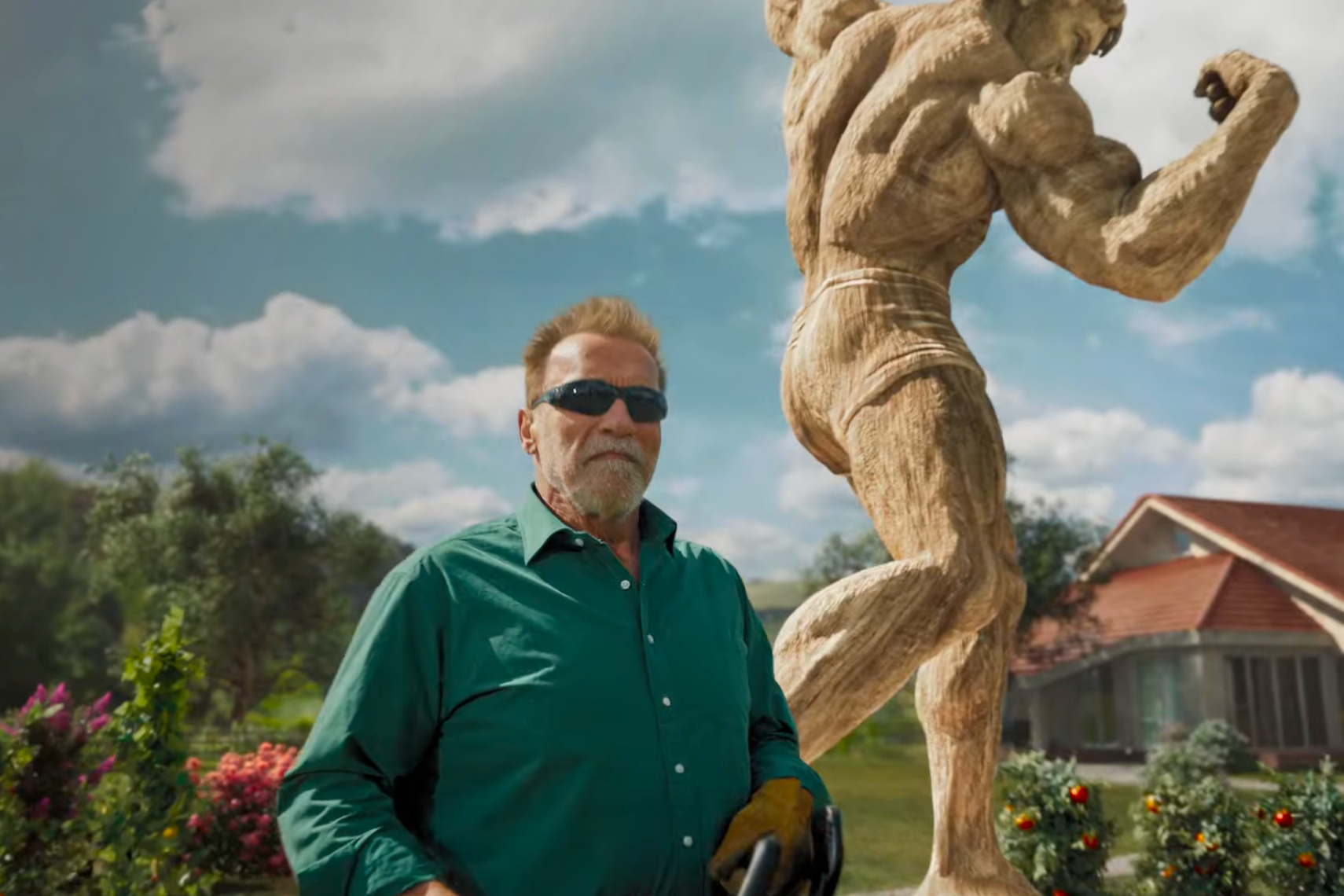 Schwarzenegger protagoniza campanha do Lidl e dá dicas de bricolage