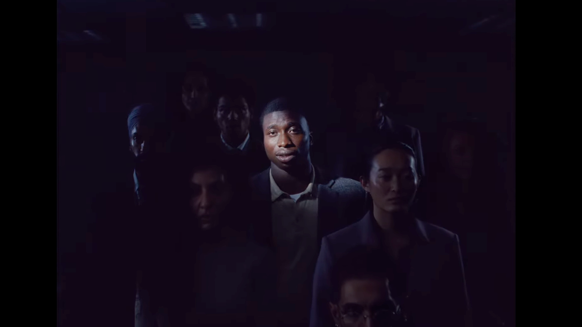 Campanha questiona quem rejeitou um currículo: uma pessoa ou uma IA?