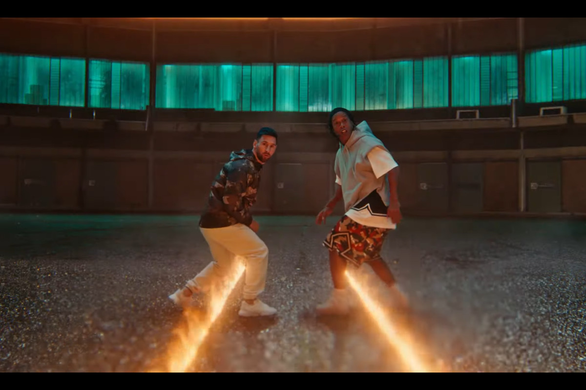 Pepsi celebra os atletas que impulsionam o futuro do futebol