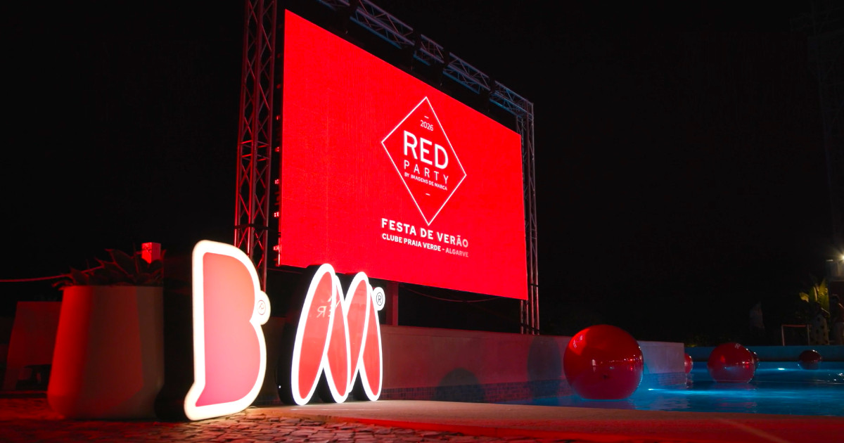 RED PARTY: a noite em que a televisão sai do ecrã 