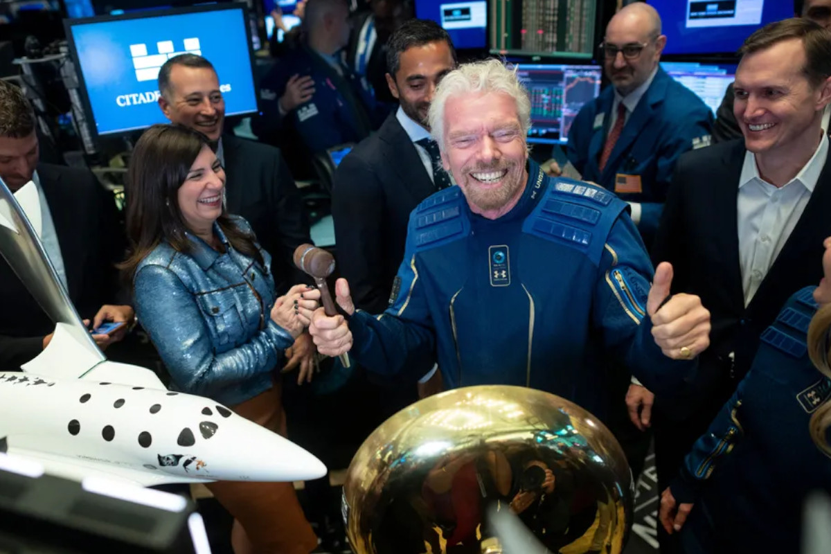 Richard Branson quer ir ao espaço primeiro do que Jeff Bezos