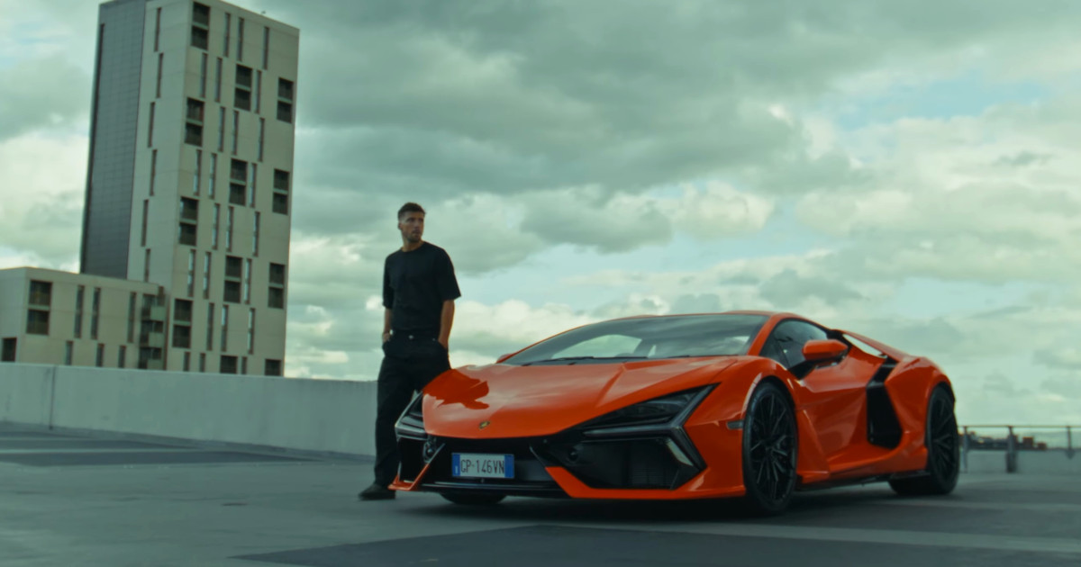 Rúben Dias lança canal no Youtube e anuncia parceria com a Lamborghini